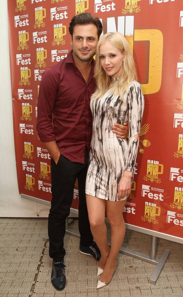 Karlovac: Jelena Rozga i Stjepan Hauser prvi put u javnosti od objave veze