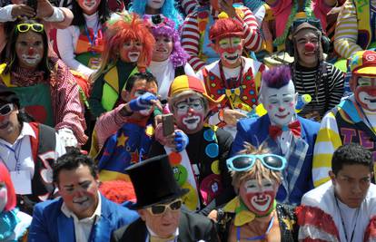 Na stotine klaunova iz cijelog svijeta okupiralo Gvatemalu 