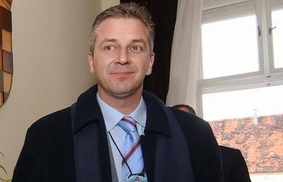 Milinović optužio Ostojića da je u sukobu interesa