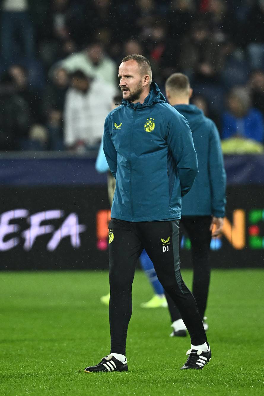 Susret Salzburga i Dinama u Ligi prvaka, zagrijavanje 