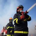 Više od 50 požara na području BIH: Vatrogasac teže ozlijeđen