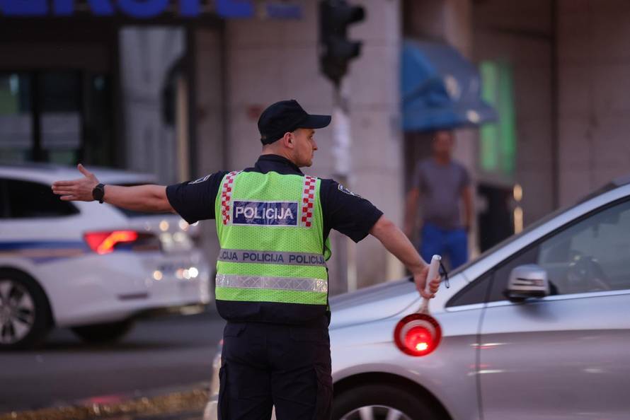 Zagreb: Sudar dvaju automobila na križanju Selske ceste i Ilice, u jednom bio i ministar Anušić