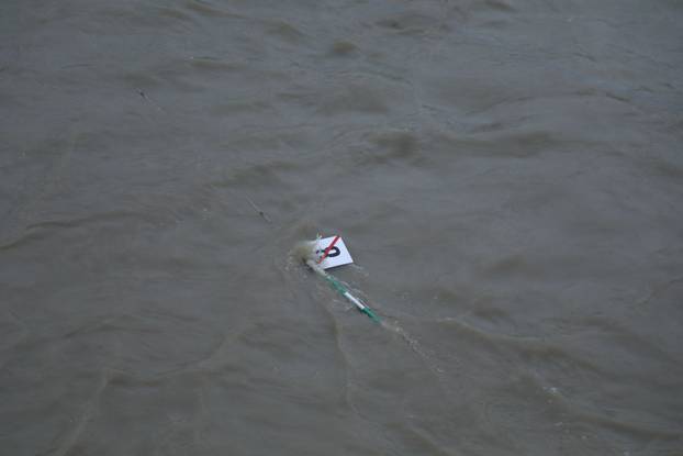 Zagreb: Rijeka Sava izlila se iz korita zbog velikih oborina