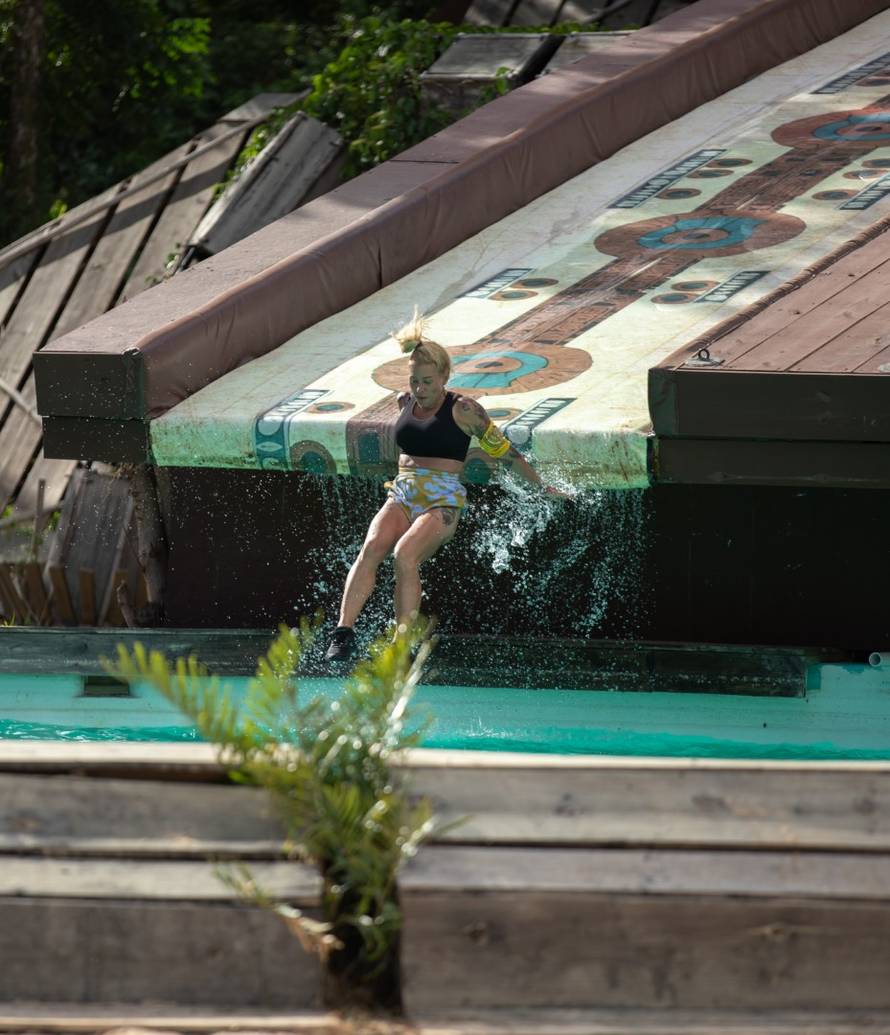 Ana Mamut snažno udarila glavom i završila u bolnici