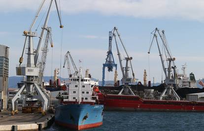 Havarija u Luci Ploče: Tanker udario u dok, šteta milijunska