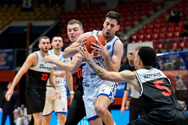 Zagreb: Utakmica 1. kola skupine J, FIBA Europa kupa, KK Cibona - BC Bashkimi