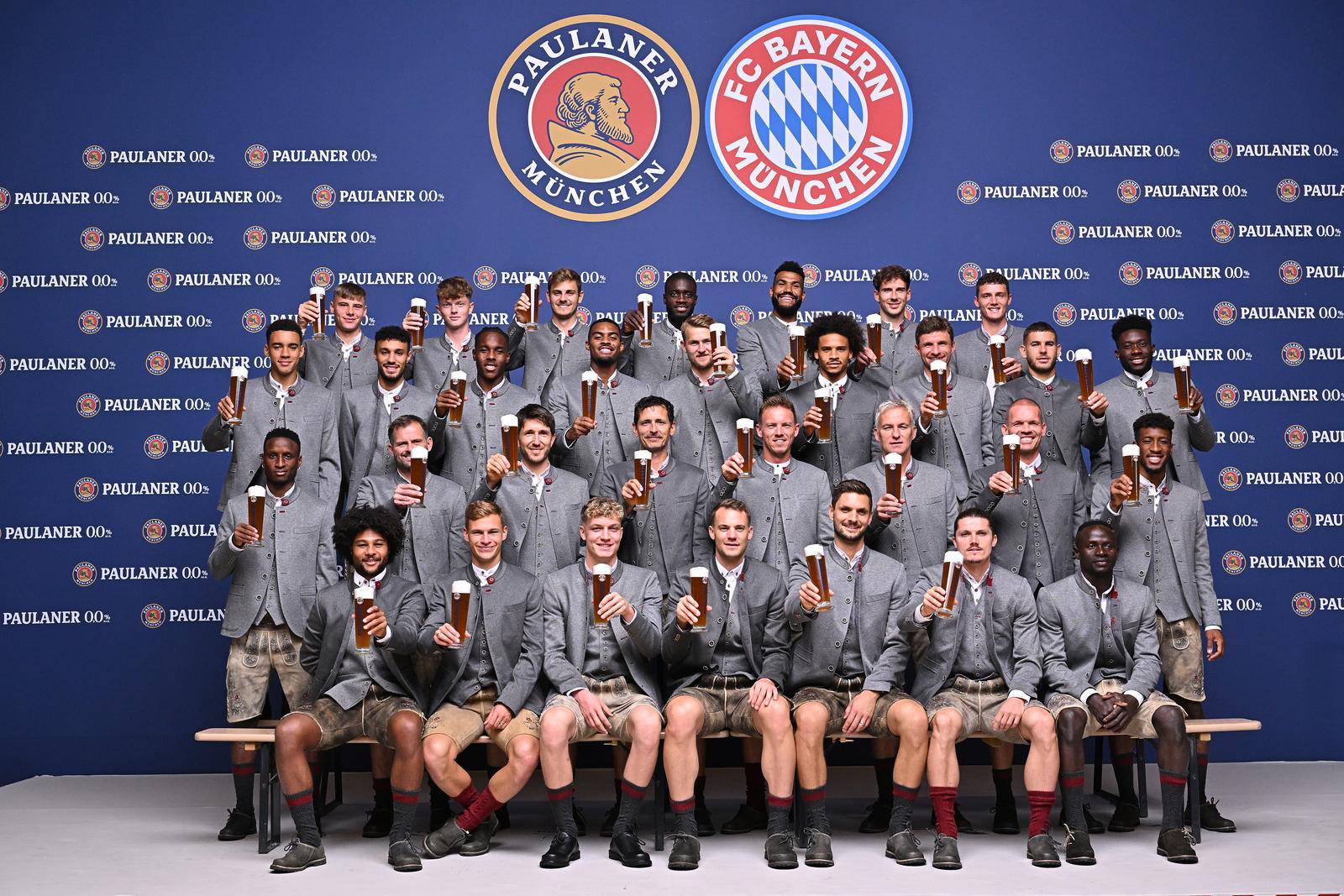 FC Bayern Lederhosen shooting