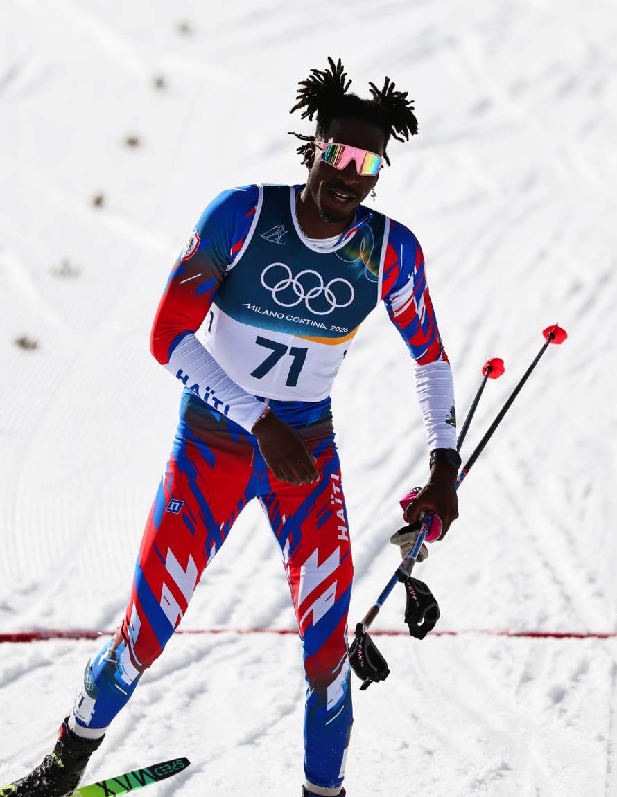 Stevenson Savart  ušao je u povijest kao prvi ?ovjek koji je predstavljao Haiti u skijaškom tr?anju na Zimskim igrama