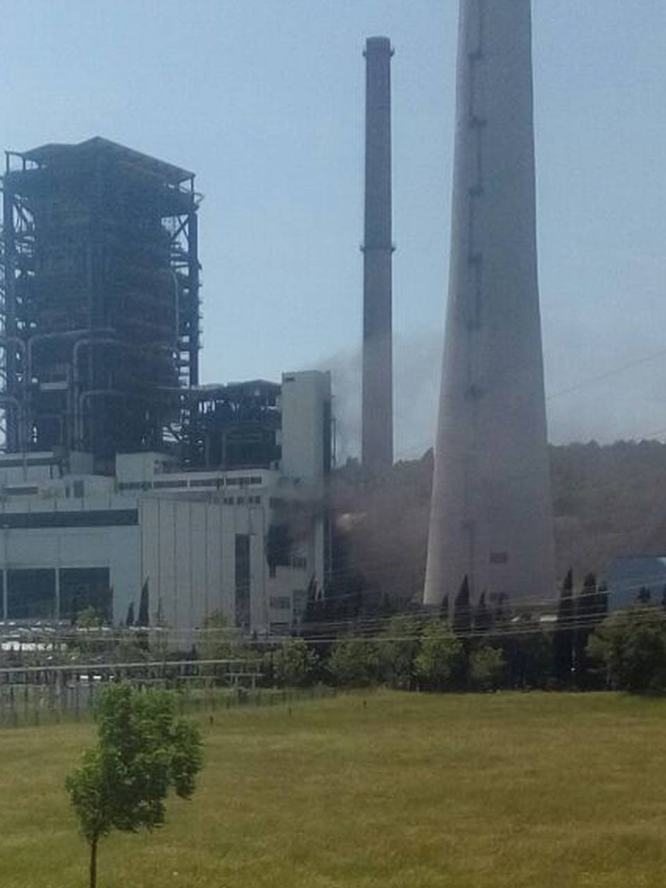Požar u termoelektrani Plomin:  'Čuo se prasak, suknuo je dim'