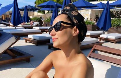 Tatjana Jurić pozirala u crnom bikiniju i zaradila komplimente