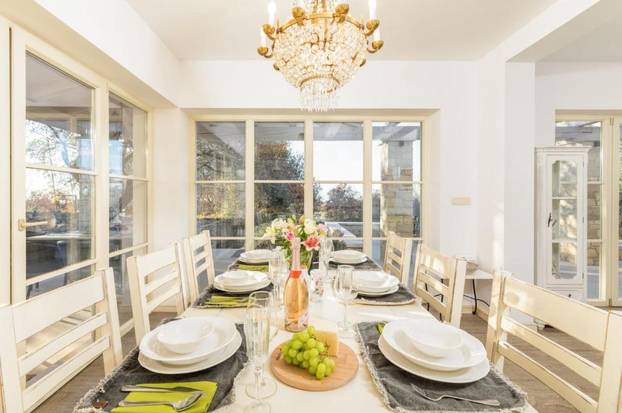 FOTO Pogledajte luksuznu vilu, rentaju je Tarik i Lejla Filipović