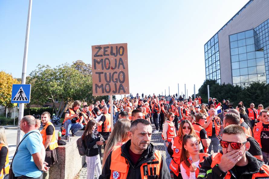 Zagreb: Prosvjed djelatnika zavoda za Hitnu medicinu