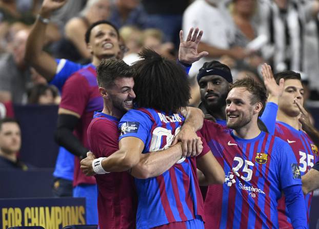 EHF FINAL4 Men's Handball Champions League Finals - Semi Final - THW Kiel v Barcelona