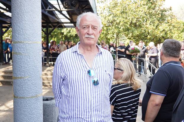 Čačak: Veselin Šljivančanin na pogrebu  Bore Čorbe