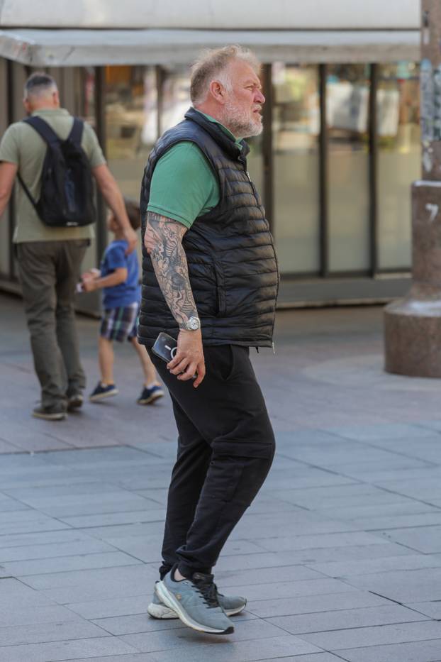 Zagreb: Robert Prosinečki u šetnji po gradu 