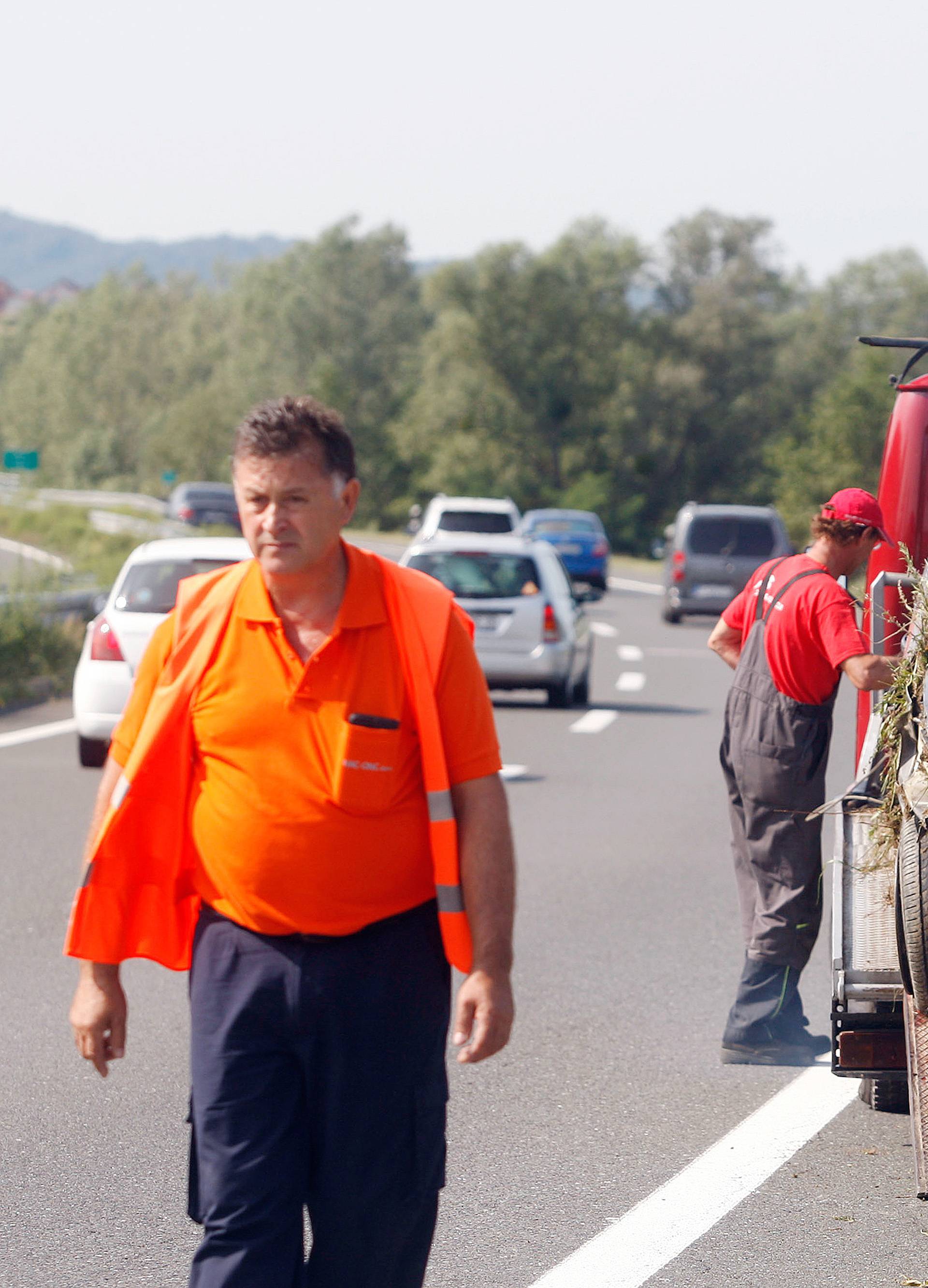 Autom izletjeli s autoceste, u nesreći ozlijeđeno pet Čeha