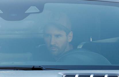 Messi stigao na trening Barce!