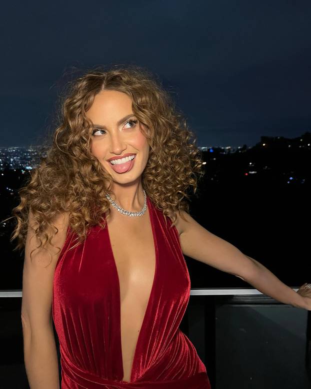 Nije mogla podnijeti alatku NFL zvijezde i ostavila ga. Sad je on tuži: 'Izgleda kao tri limenke...'