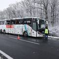 Bus koji se prevrnuo išao je iz Splita za Osijek: Vozio je mlađi vozač, obojica su u stanju šoka