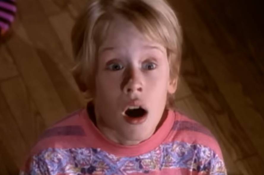 Kevin iz 'Sam u kući' i njegova odabranica koriste kultni film kako bi djecu naučili sigurnosti