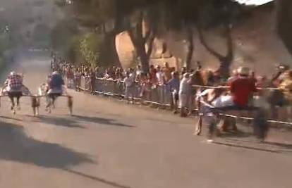 Malta: Na gledatelja utrke naletjela konjska zaprega