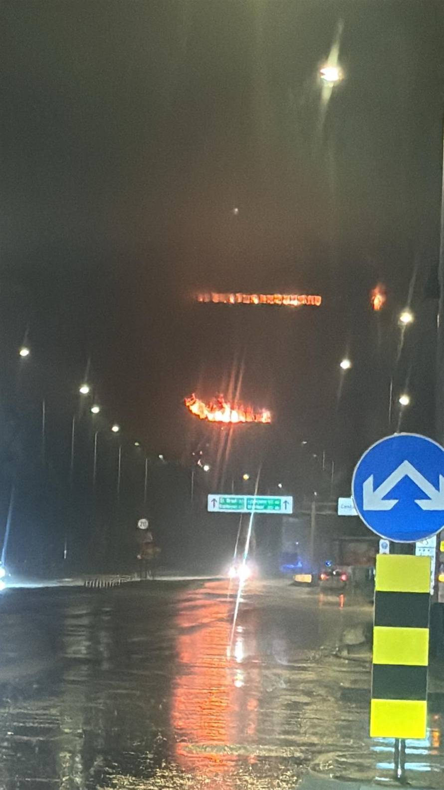 Ovo su prve snimke požara: Tu se vidi misteriozno plavo svjetlo