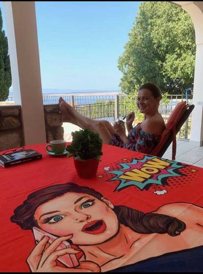 Sandra Bagarić je pozirala na plaži u kupaćem: 'Glumim ljeto'