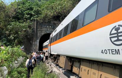 Poginulo najmanje 36 ljudi u željezničkoj nesreći na Tajvanu