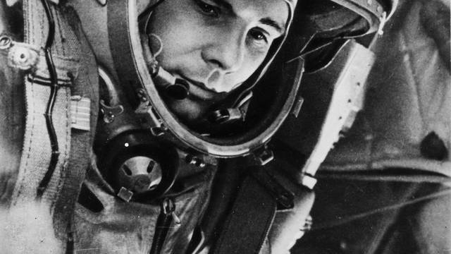 Prvi čovjek u svemiru: Gagarin je za sreću urinirao po gumi