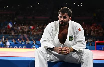 VIDEO Francuz uzeo broncu u judu nakon sporne odluke suca: Brazilac ostao šokiran i uplakan