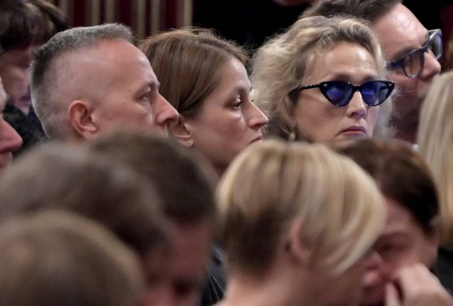 Zagreb: Komemoracija za Massima Savića u Hrvatskom narodnom kazalištu