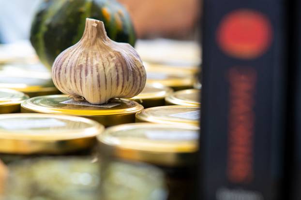 Zagreb: Manifestacija "100% Zagorsko" na Europskom trgu