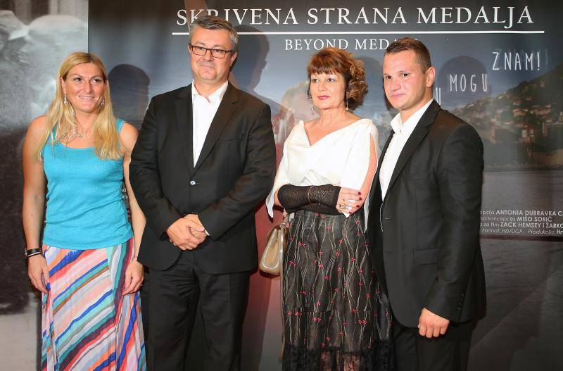 Film 'Skrivena strana medalje' o Španji ganut će vas do suza