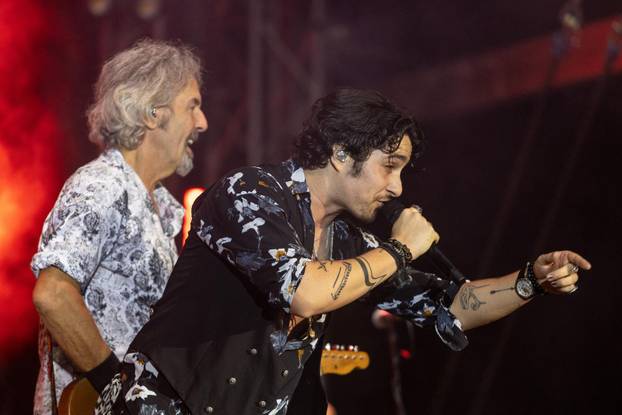 Pula: Parni valjak održao koncert u prepunoj Areni 