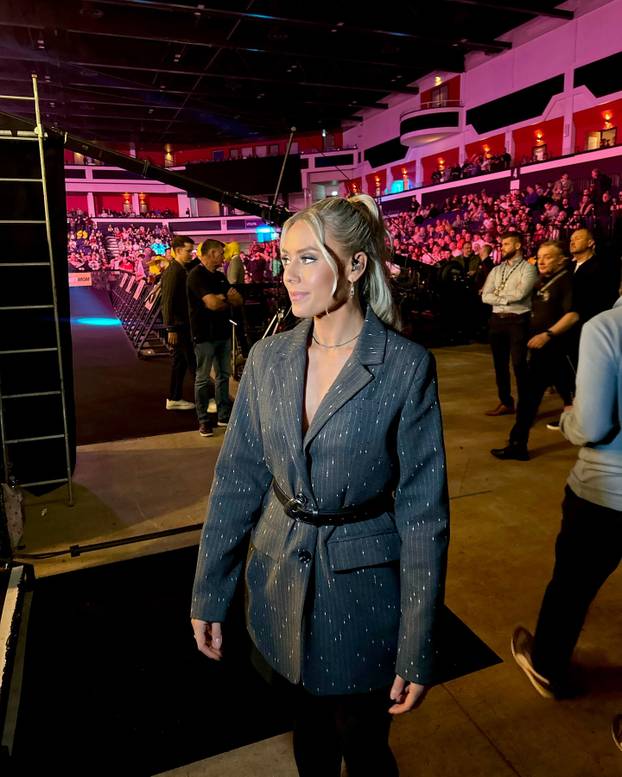 FOTO Zbog nje će pikado postati još praćeniji. Pogledajte tko je predivna voditeljica ovog SP-a