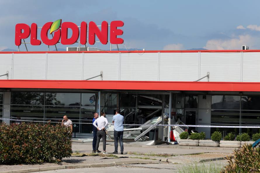 Eksplozija probudila Riječane: Razbojnici raznijeli bankomate