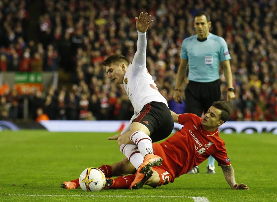 Coutinhov magični trenutak: Liverpool utišao Old Trafford