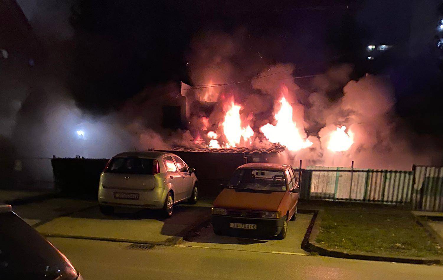 VIDEO Opet požar u Zagrebu: 'Vatra je bila ogromna, strašno nešto, progutala je cijelu kuću'