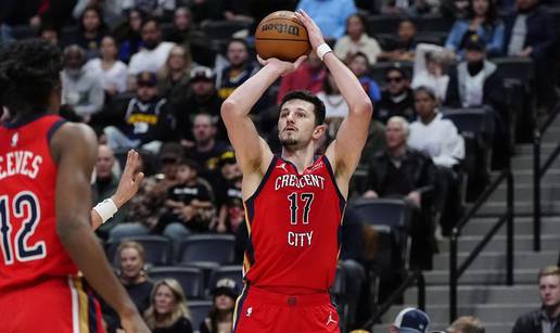 Karlo Matković prvi put starter, sedmi poraz Pelicansa zaredom