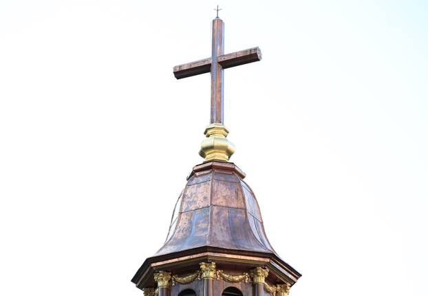 Zagreb: Podignuta prva kupola na tornjeve bazilike Presvetog Srca Isusova