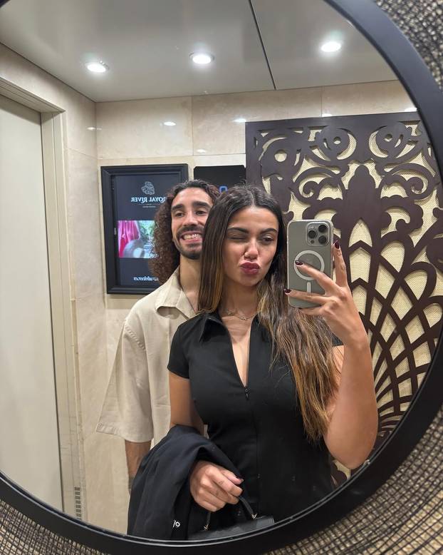 FOTO KAKVE LJEPOTICE! Ima li Španjolska najljepše WAGS-ice? Evo koga ljube Olmo i društvo...