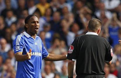 Arsene Wenger bijesan: Didier Drogba je prevarant