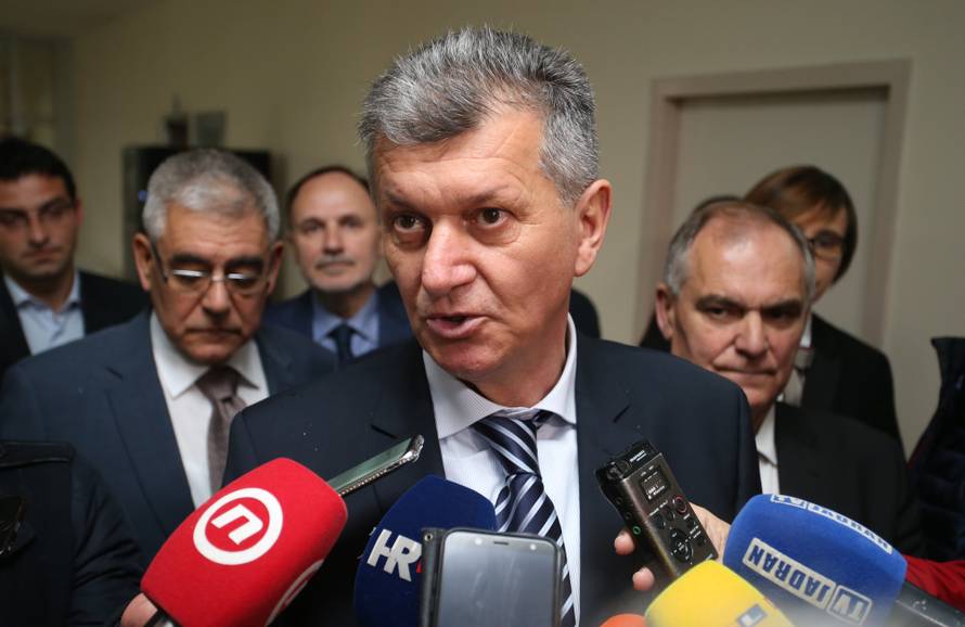 SPlit: Ministar KujundÅ¾iÄ u rad pustio novi MR ureÄaj