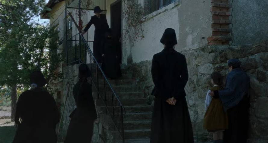 VIDEO Kantautor J.R. August i srpski redatelj snimili hrvatsku verziju 'Sluškinjine priče'