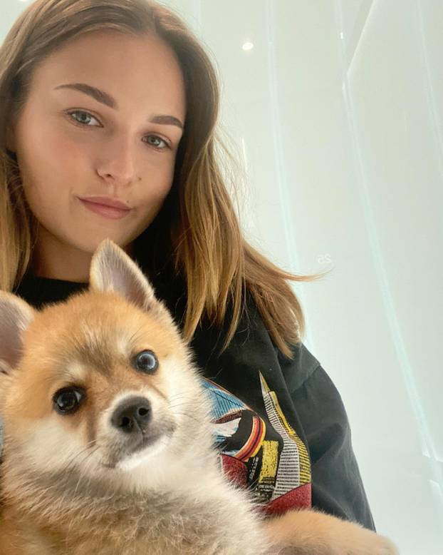 FOTO Teniska zvijezda uhodi poznatu Ruskinju! 'Stalno se javlja i zove me na spoj...'