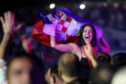 FOTO Spektakl u Imotskom: Evo kako je izgledao koncert Bulića, Thompsona i Zečića na stadionu