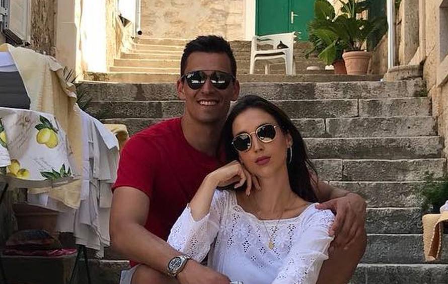 Lovre Kalinić i njegova supruga Jelena dobili su treće dijete