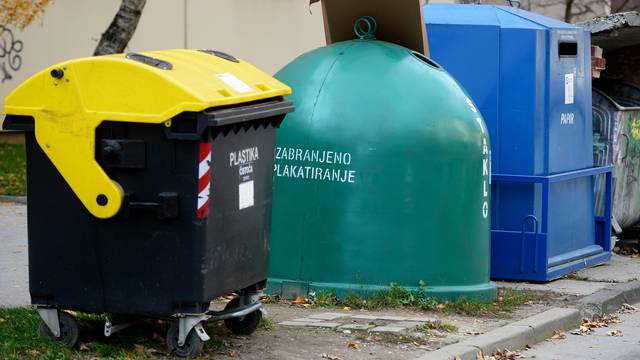 Kontejneri za plastiku, staklo, papir i miješani komunalni otpad
