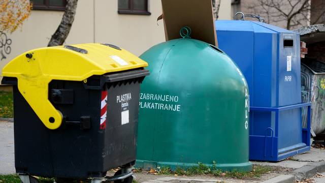 Kontejneri za plastiku, staklo, papir i miješani komunalni otpad