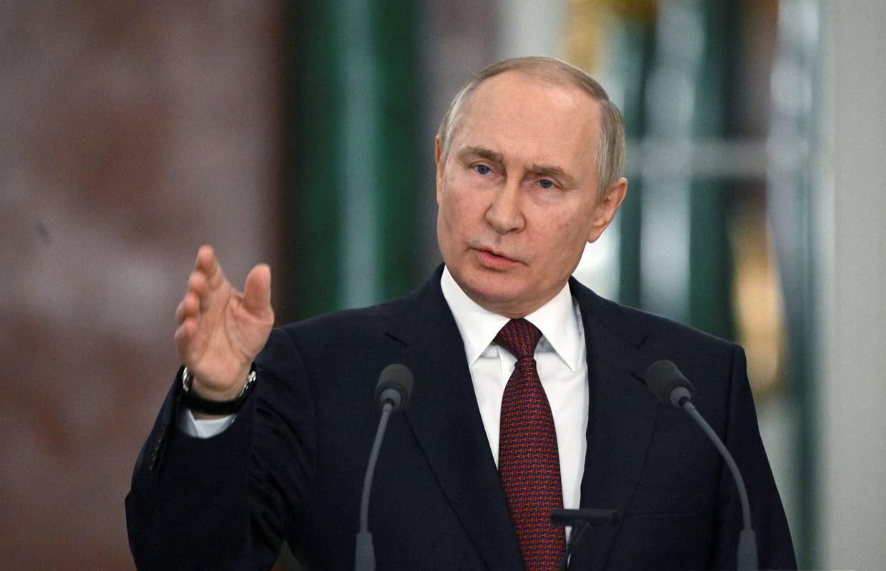 Putin stigao na Krim na samu godišnjicu aneksije, produžen i Crnomorski dogovor o žitu